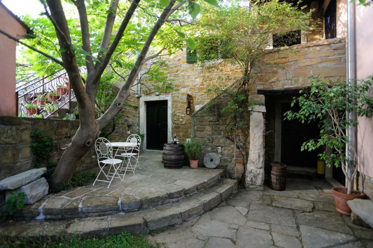 Traditional Istrian Stone House Smarje  Bagian luar foto